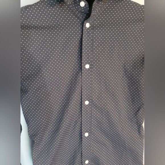 H&M gray/white polka dot slim fit button up shirt - Picture 6 of 6